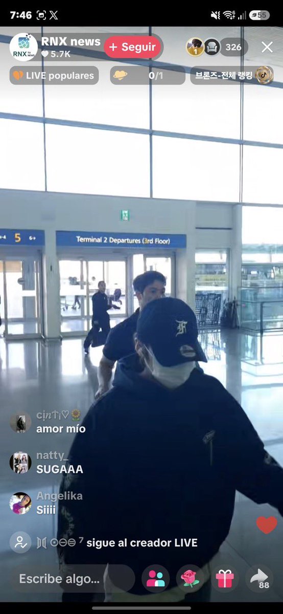 yoonjinjk's tweet photo. me da risa que los BTS les dijeron bueno esta semana deben viajar a Colombia y ellos fueron tipo: alcanzamos a hacer de todo antes de llegarles a las armys de mierda 💜 https://t.co/9BRo01Lwu7
