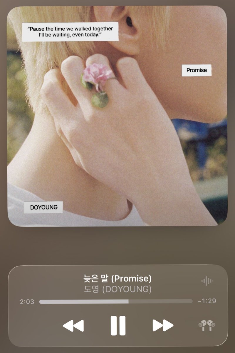 _mingll's tweet photo. 좀 뜬금없는데 도영이 앨범 커버를 진짜 잘 뽑는 것 같음
배경화면에 크게 가득 띄워놓고 길거리 다녀도 전혀 부끄럽지 않음 예쁘잖아｡ https://t.co/83EwZQBj6L