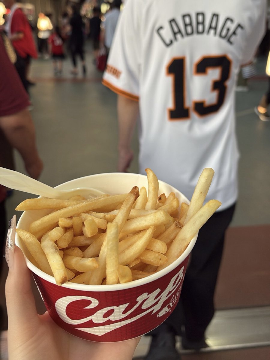 C1842__'s tweet photo. 2026.09.23

初めてのデイゲーム！
なんで勝てたのか分からないけど勝ちは勝ち🥺笑
皓太さんのガッツポーズしびれた…（ ; ; ） https://t.co/SEoquvd5SD