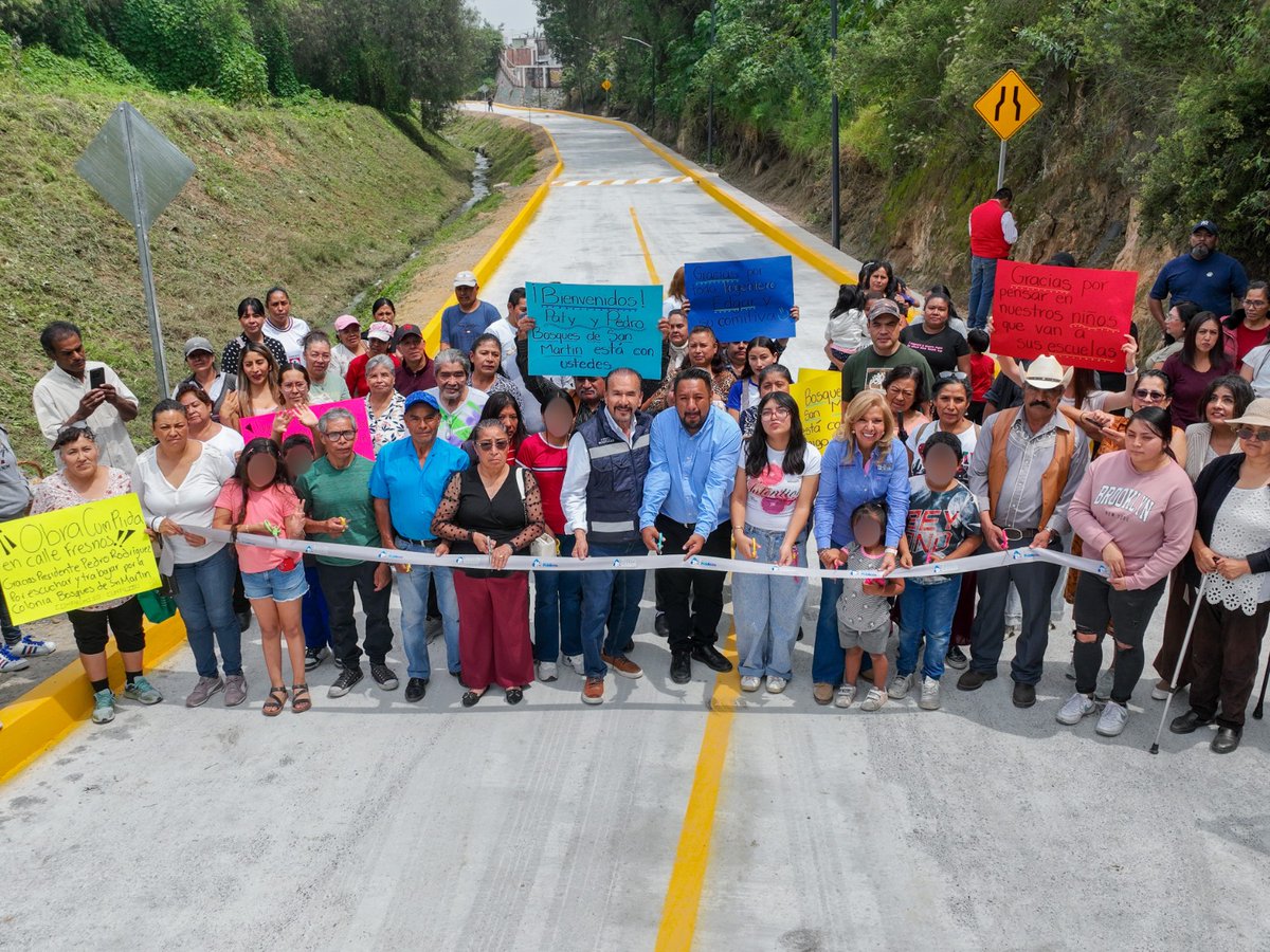 Pedro_RVillegas's tweet photo. Me dio mucho gusto entregar la rehabilitación de la calle Fresnos, una obra que mejora una vialidad importante para muchas comunidades de Atizapán. https://t.co/OOXTpRf1Qy