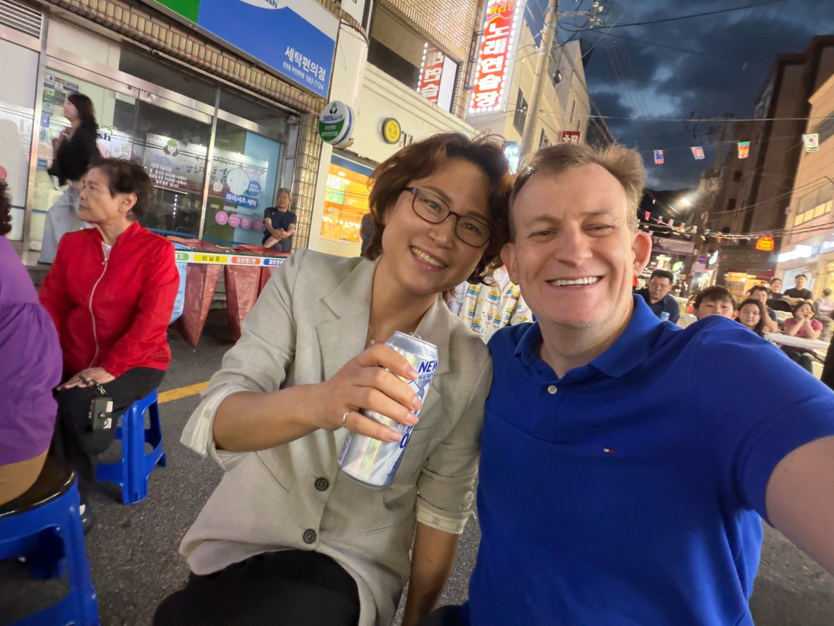 Robert_E_Kelly's tweet photo. Some BBC Dad content. It's been awhile:

My birthday; James and I hiking; Marion looking very grown-up; BBC Mom and I at a street festival.

James is now 10; Marion is 13. https://t.co/RSV6Yp03Mf