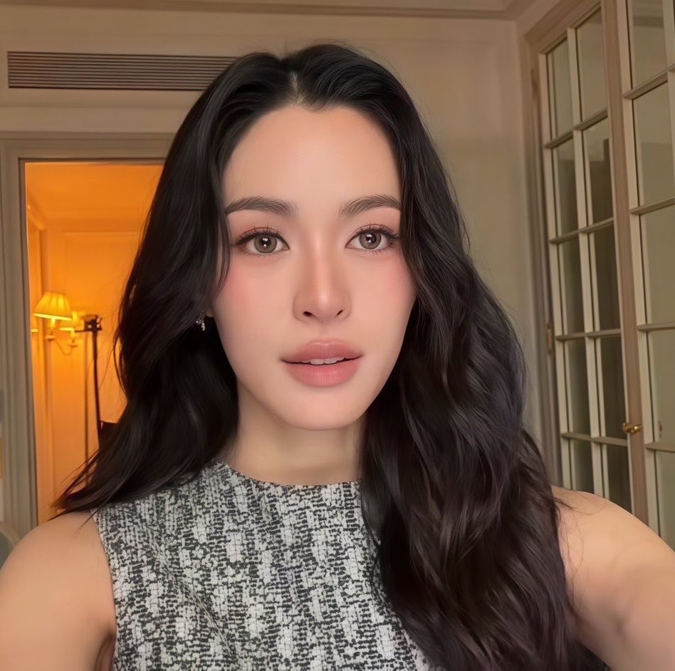AABB3433261's tweet photo. ม้ออออนิ่งงงง! เช้าที่สดใสกับพี่คนหล่อสวย

LINGORM FLY TO DIOR PFW
#LingOrmDiorAirportLook
#LinglingKwong #OrmKornnaphat
#LingOrm #Dior #DiorSummer27 #PFW https://t.co/RFaM7otUwk