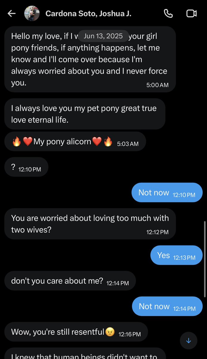 Colgybr45h's tweet photo. This is same as him in last year, and now I'm no longer friends with Wish anymore   😔Because, I didn't wait message for me. https://t.co/80Ug1147Ee