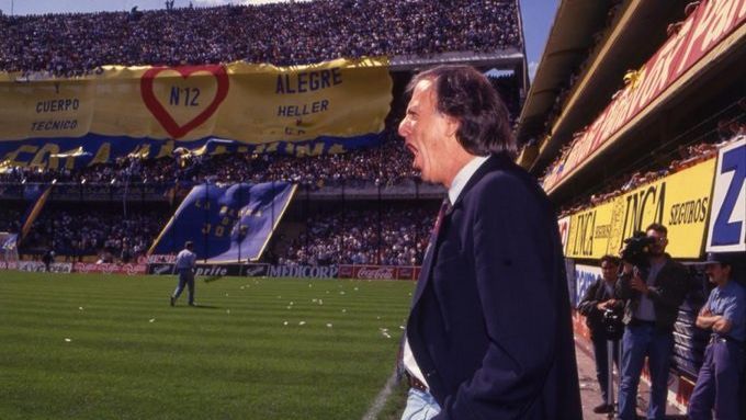 TikiTikiBJ's tweet photo. "Es un escenario de lujo para un futbolista que sienta la emoción de participar con ese público. Es comparable a La Scala de Milán o a la Ópera de París. Uno es muy feliz adentro de ese campo de juego" - César Luis "El Flaco" Menotti https://t.co/vegGCmvUnX