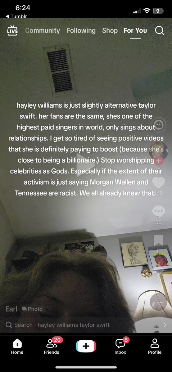 butterfrankle's tweet photo. this person has a very warped view of what a billion dollars in because hayley is worth like, 20mil 😭 https://t.co/LUBcK1jaXG