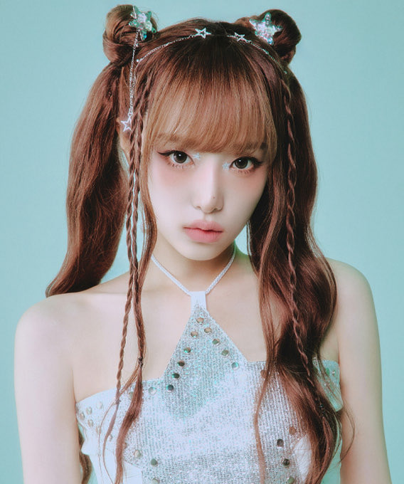 ChartUpdate_'s tweet photo. Happy 27th Birthday to YENA. 

She brought her talent as a rapper, vocalist and dancer to IZ*ONE and continues to shine as a soloist. https://t.co/h35GPAXCdp