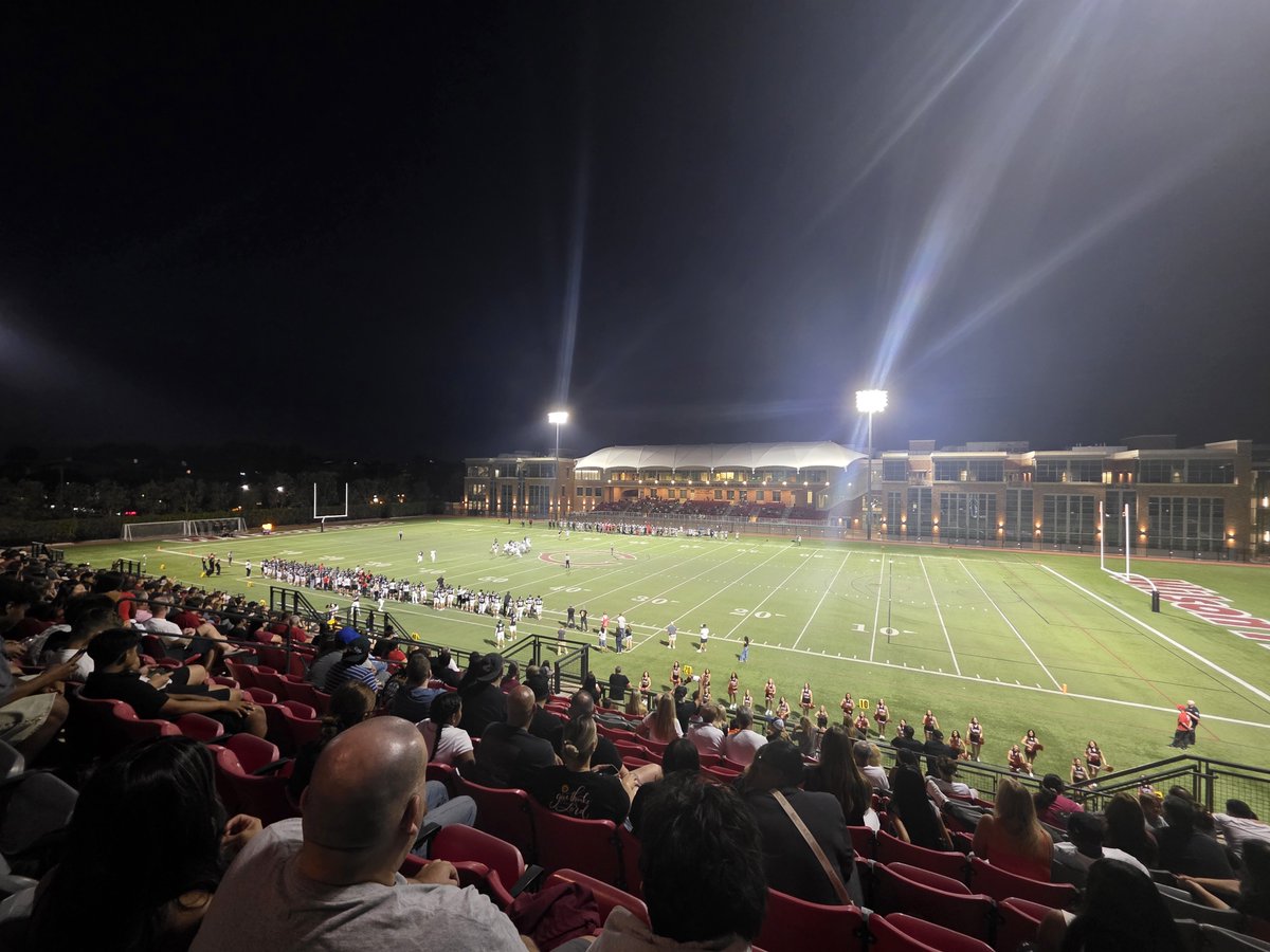 SAMO_FOOTBALL's tweet photo. Thanks to the coaches that had us on game day visits @GryffinGlow @GavinCollier55 @chanz_1x @SterlingNarumi

 @CoachRamey_ @jackwmcdaniels @coachsgarlata  @CoachMcArthur6 @DCFBCAL  @CoachLup @coachjmcdaniels @DCFBCAL @CoachLup @coachjimvert @iclw5582 @chapmanfbshine @dillon_keefe https://t.co/ZTqizsnqAO
