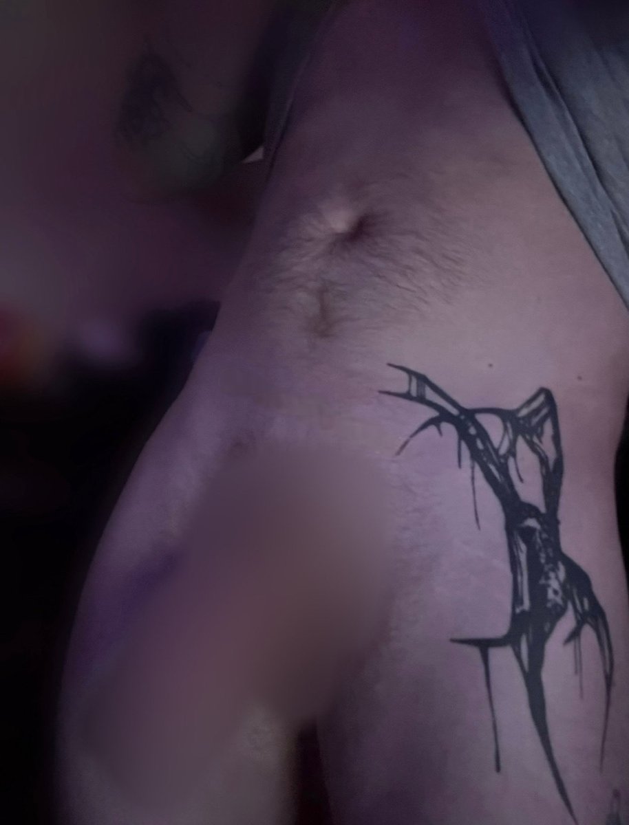 EmryssPH's tweet photo. nsfw creator

-taken
-decently cool
-dom
-25
-open to a lot 

like/rt/comment for mutuals

#nsfw #nsfwtwt https://t.co/Q1S20yfkah