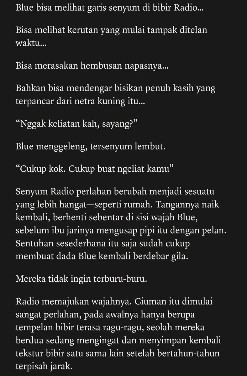 AltairNachel's tweet photo. #RadioBlue AU

Oke karena fanart RadioBlue ciuman nya 
belum selesai di render...untuk pagi ini aku bikin narasi ciuman mrk aja yah...

Met pagi warga RadioBlue 📻👓

Inilah Gambaran mereka ciuman✨️

—☆By AltairNachel https://t.co/yOphEJEj4u