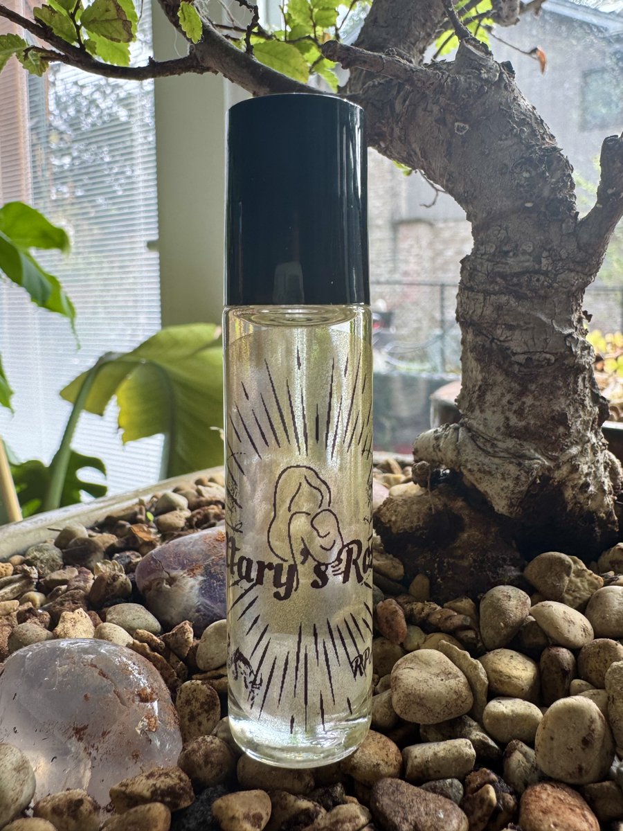 RisingPhoenixA1's tweet photo. Debuting Mother Mary’s Collection Mystery Box! Every month will be a new theme!
Included in this mystery box & membership:
✦ Total $123 Value
To purchase now: https://t.co/rHxklk4yUb
#perfume #mysteryboxes #essentialoils #marymagdalene #Yeshua #essenes #Mothermary #twinflame https://t.co/ZbEkK0ZtaX