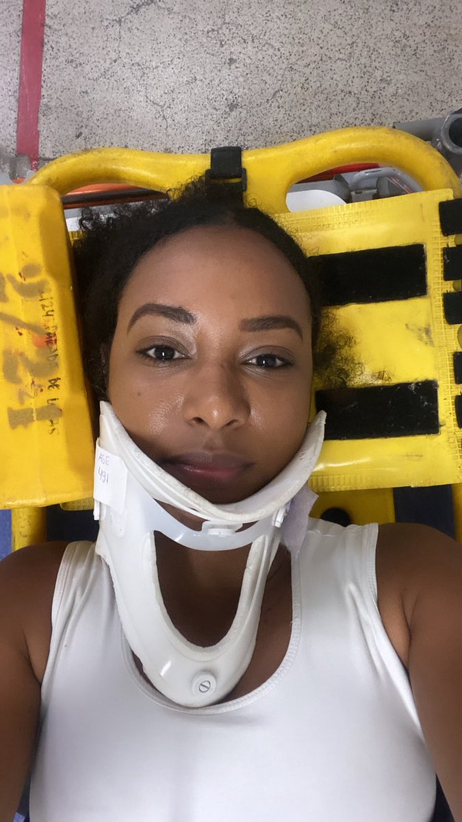 nuncaroline's tweet photo. tb já servi cunt na ambulância, que ódio já vivi de tudo https://t.co/qFHwb11PyI