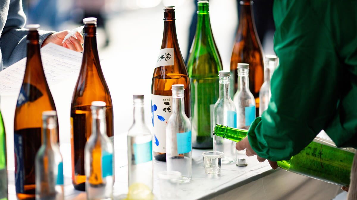event_checker's tweet photo. 御徒町で全国の日本酒を飲み比べ🍶

「酒まつりジャパン2026秋」開催

全国11蔵が集結し
「作」「紀土」「九頭龍」「浦霞」など
113銘柄の利き酒を楽しめます

蔵元と直接話しながら
お気に入りの一杯を探せる4日間 

📅 10/9(金)-12(月祝)
📍 おかちまちパンダ広場
🎫 入場無料

→ https://t.co/GFRGjAJc6Z