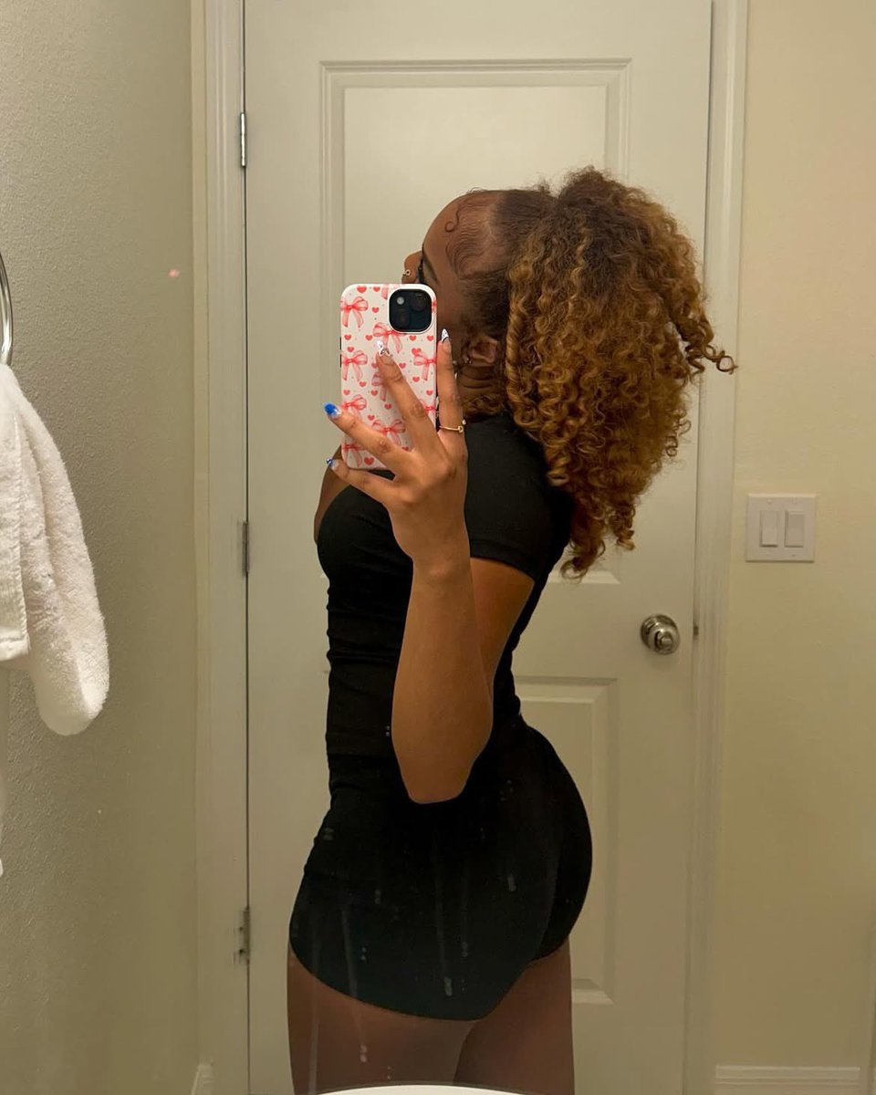 KhloeCakeyy's tweet photo. This princess doesnβt rush drains she enjoys them. πππππ€πΎ
#Findom #Sissy #Femboy #FaceTime #Live #Sexting #RolePla https://t.co/dOE6HdysgO
