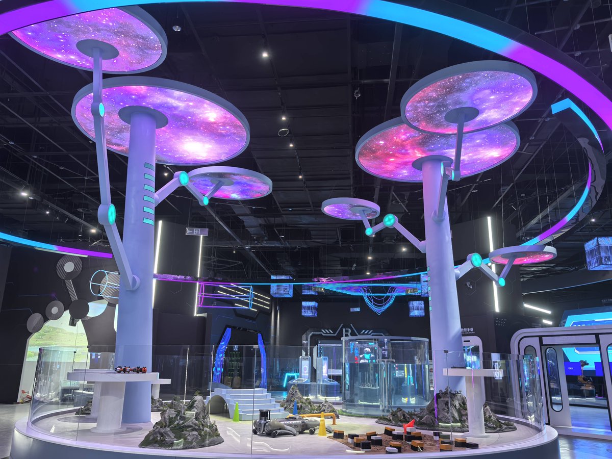 tide_jerry__ce0's tweet photo. This cool tech show has caught our attention, and the creative ideas here are really wonderful. https://t.co/A9LcMKrS7a
