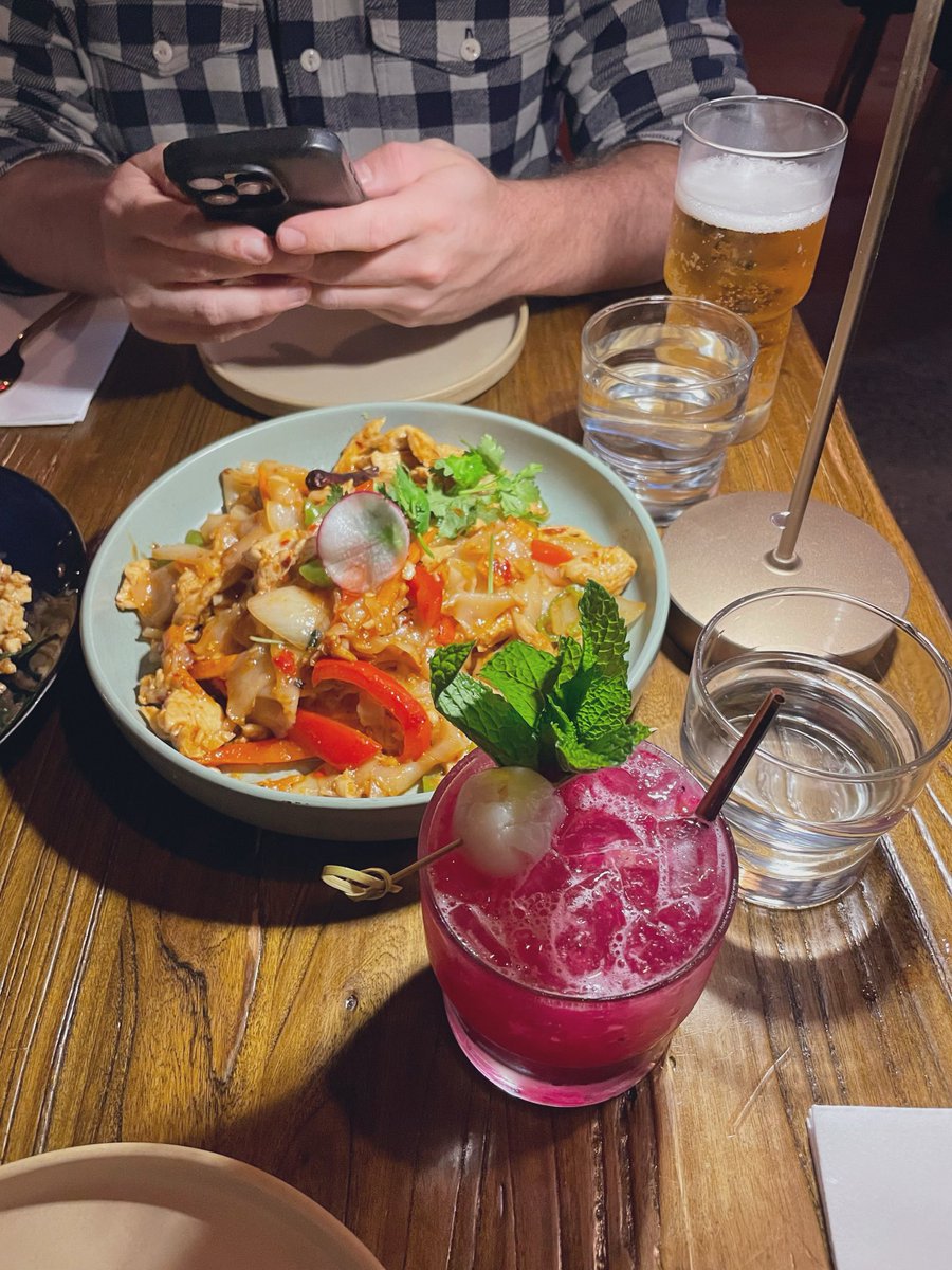 HFsarahb's tweet photo. Date night https://t.co/HvCwBN0aQR