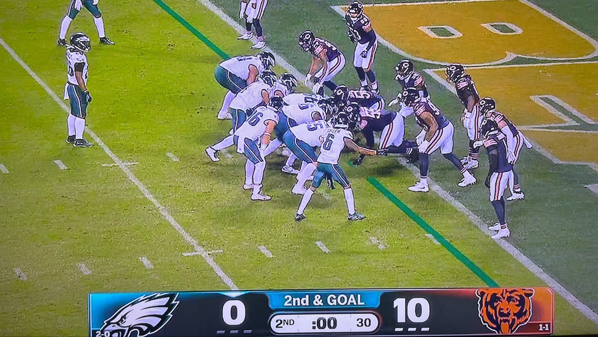 RoadToSix's tweet photo. The clock was at zero before the snap https://t.co/Sm3tA8n4h7