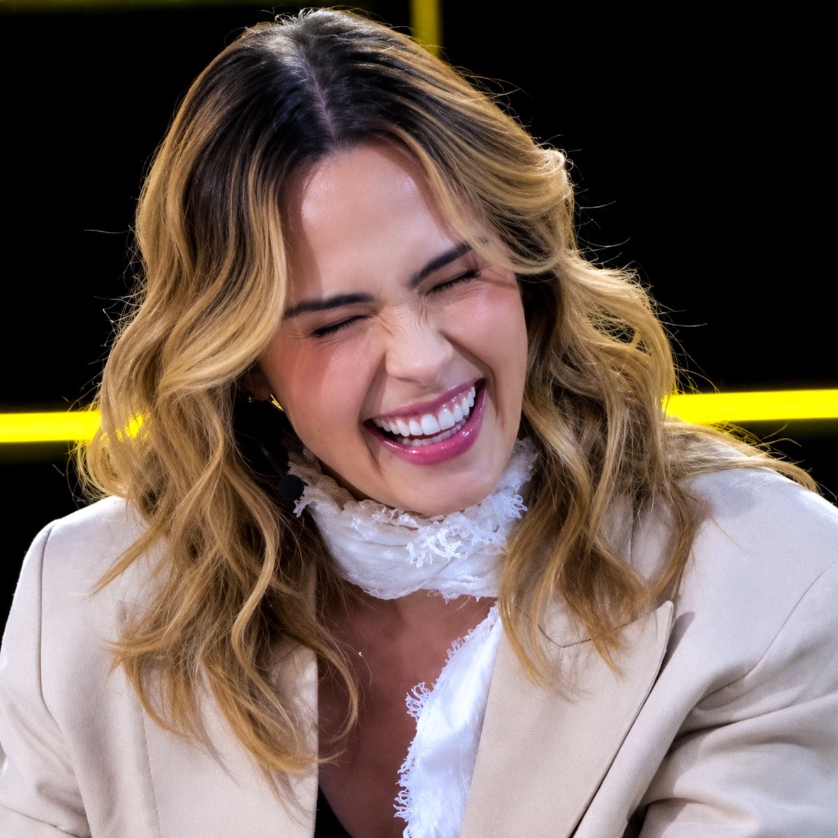editsaprenault's tweet photo. 📸: icons ana paula no blogueirinha entrevista. https://t.co/o1hTcTuN6Q