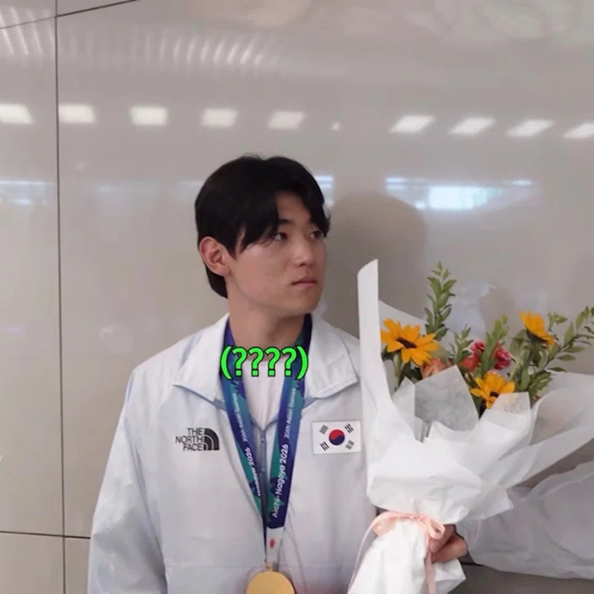 2567_com's tweet photo. 하 어떤아이 아겜에서 크보유툽이랑 인터뷰로 착한눈만 보다가 오랜만에 갸티비에서 보니까 표정 진짜 ㄹㅈㄷ https://t.co/CiTI83NB29