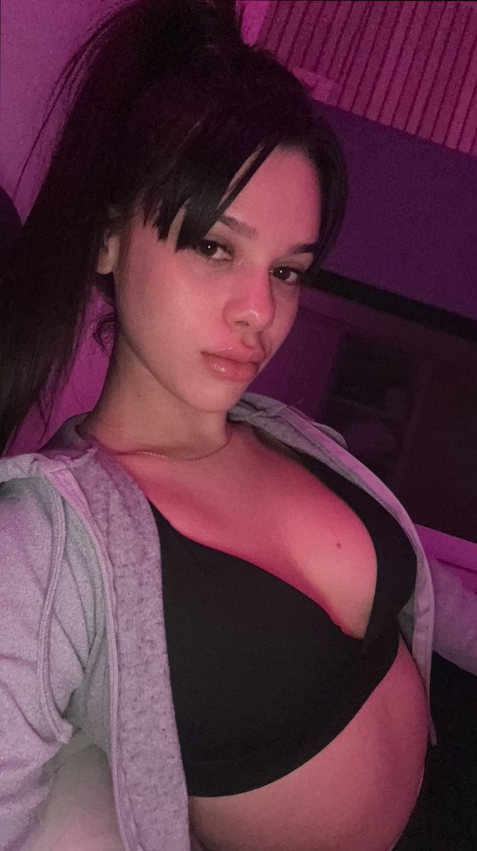 Kiara25907's tweet photo. They want your attention. But don't want to pay the price. https://t.co/gA2CYKtjXg