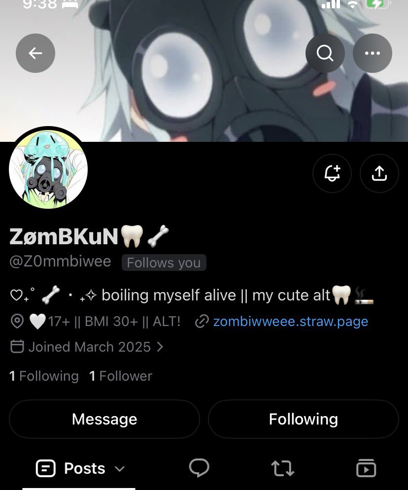 Z0mbiwee's tweet photo. follow my alttt… 🥹🦷🤍 @Z0mmbiwee https://t.co/txVSZiJwma