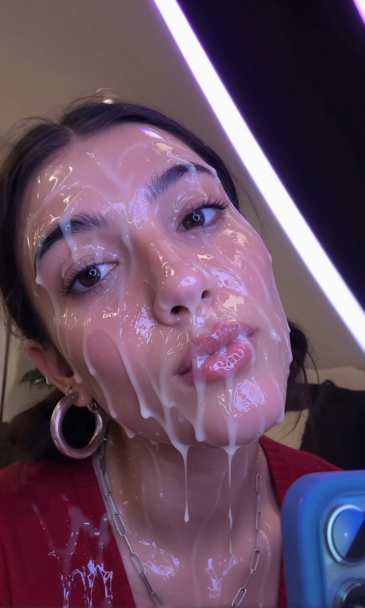 tyky916's tweet photo. Charli https://t.co/OyIIg8dLWn