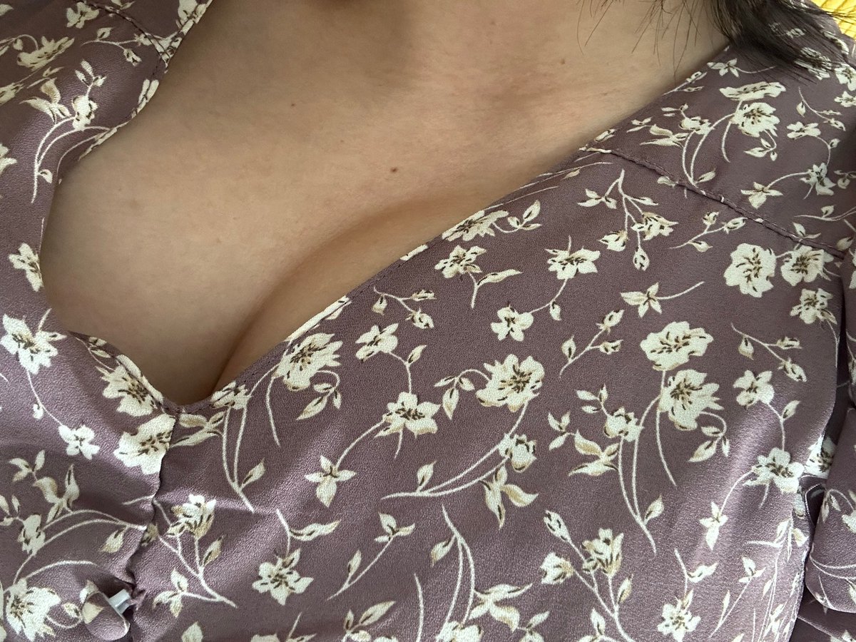 8c90x's tweet photo. 手入れる？ https://t.co/6En1fdSeQq