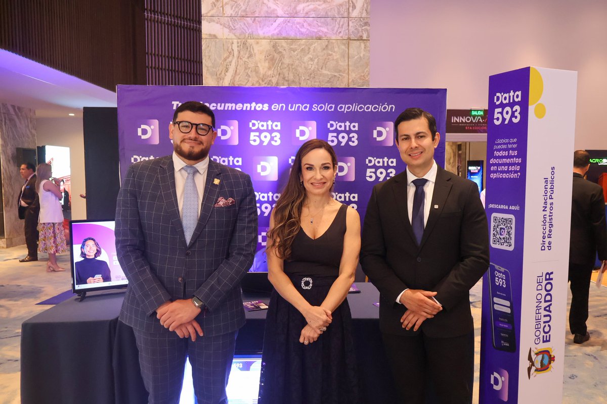 MIT_Ecuador's tweet photo. #Guayaquil | El viceministro de Tecnologías de la Información y Comunicación, Ricardo Gutiérrez, participó en la quinta edición de Innova-T Latam, destacado congreso internacional que reúne a líderes y expertos de Latinoamérica en innovación, tecnología y negocios.

✅ Durante su intervención, destacó los avances de Ecuador en materia de transformación digital y ciberseguridad, entre ellos, la implementación progresiva de la Ley Orgánica de Fortalecimiento de la Ciberseguridad.

✅ Además, anunció que próximamente se presentará el nuevo Portal Web de FirmaEC, una herramienta que busca facilitar y fortalecer los procesos de firma electrónica en el país.

🤝 El encuentro permitió compartir experiencias, conectar capacidades y abrir espacios para seguir construyendo soluciones que aporten al desarrollo del país y la región.🇪🇨