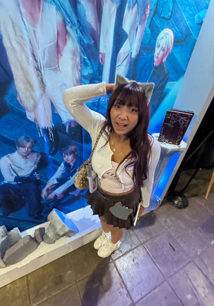 sevngjins's tweet photo. luné activities #awoo🐺 https://t.co/ZolbU3X7El