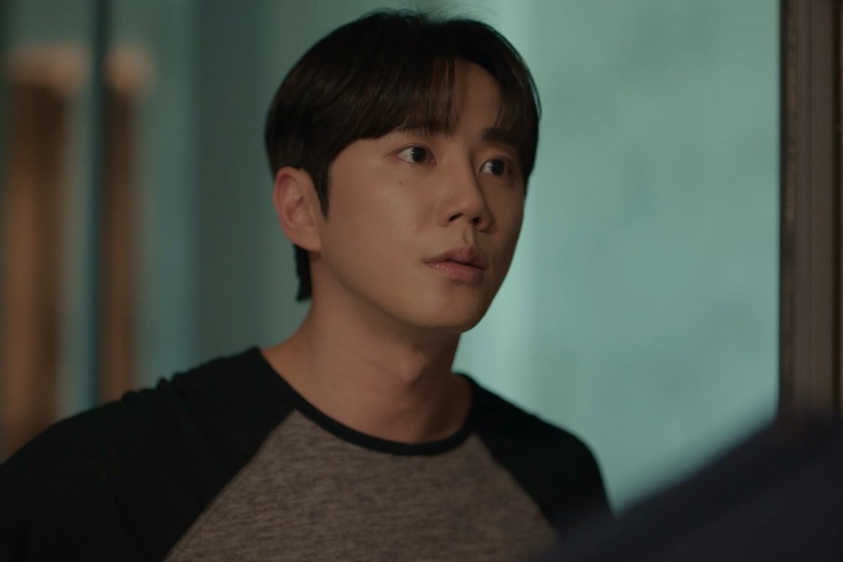 CJnDrama's tweet photo. 틈만 나면 정요집 찾아가는 강비오 씨

#포핸즈 #송강 #이준영 https://t.co/HjddKtUjs2