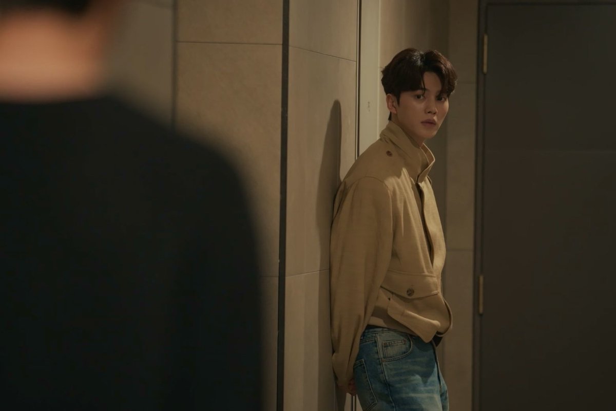 CJnDrama's tweet photo. 틈만 나면 정요집 찾아가는 강비오 씨

#포핸즈 #송강 #이준영 https://t.co/HjddKtUjs2
