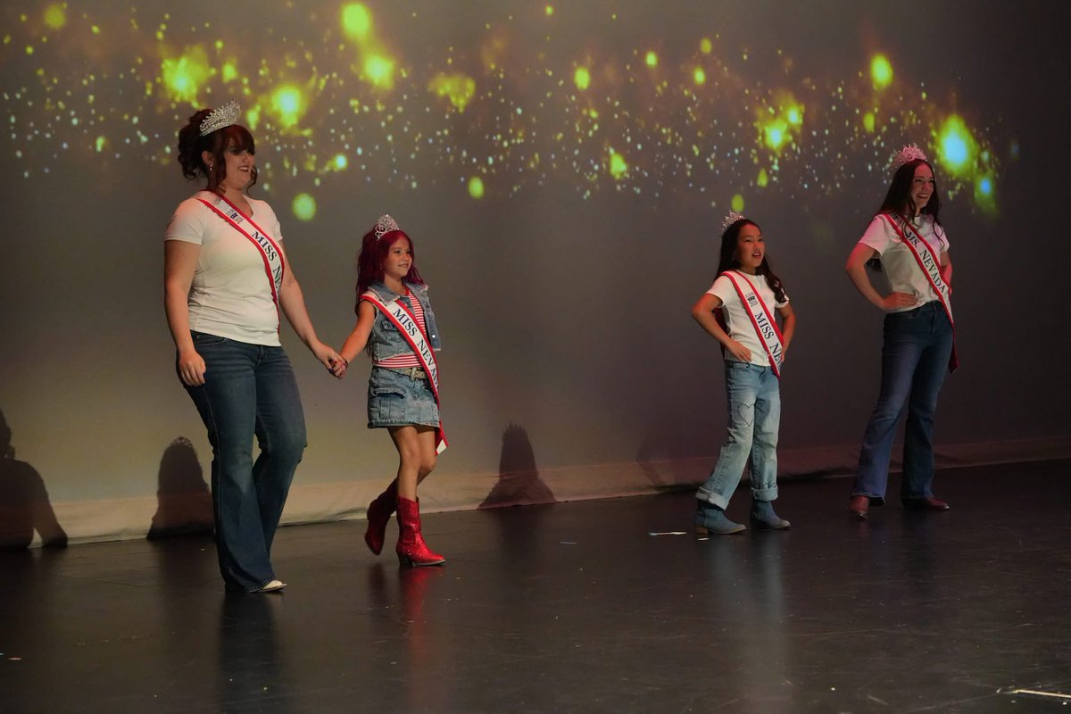 mselkocounty's tweet photo. Elko County 2026 Pageant - Opening Number ✨ 

The opening number featured our beautiful 2025 titleholders &amp; this year’s delegates; choreographed by program director Ruby B. Sutton &amp; Ms. Elko County 2026 delegate Alexandra Sanchez-Ruiz. 🌟

#elkonevada #elkogirlsandwomen #nvyouth https://t.co/umBS3f4qsz