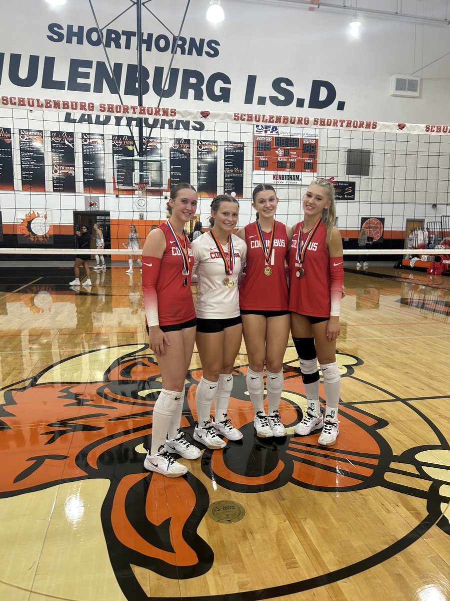 28_harpergerik's tweet photo. Great start to the Lady Cards 2026–27 season! 🏐 Loving every minute of it and excited for what’s ahead! #TXHSVB #LadyCards #1000Kills #AllTournament #TournamentMVP https://t.co/0vzb9pADBc
