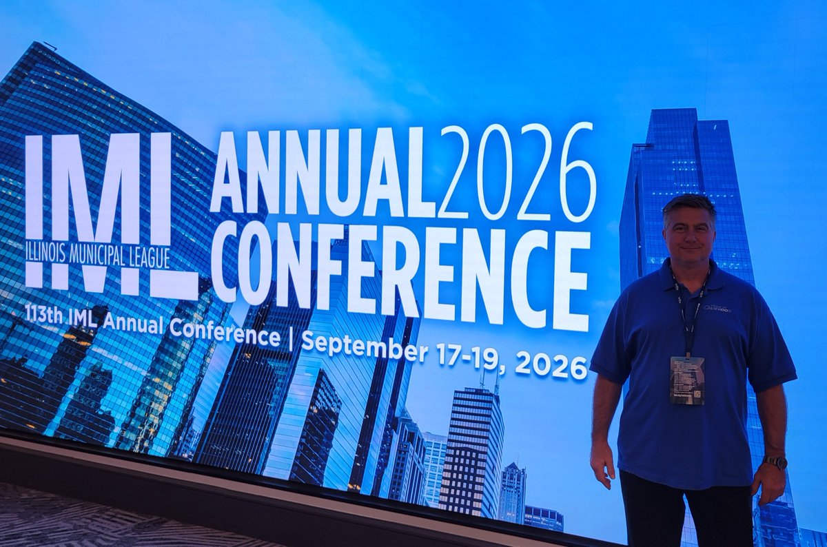 Skala4Illinois's tweet photo. I attended another Illinois Municipal League (IML) Annual Conference in Chicago. This is an essential lifeline for local cities, towns and villages, ensuring municipal leaders stay fully informed and equipped to navigate complex state legislation and tax policies. #imlconference https://t.co/Hs1yC1TZVO
