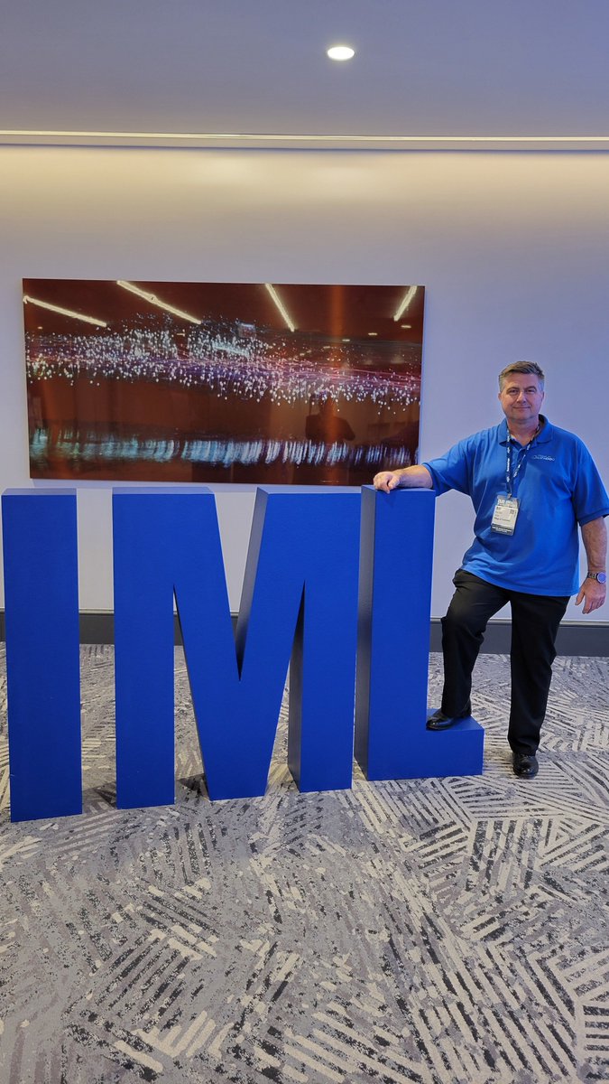 Skala4Illinois's tweet photo. I attended another Illinois Municipal League (IML) Annual Conference in Chicago. This is an essential lifeline for local cities, towns and villages, ensuring municipal leaders stay fully informed and equipped to navigate complex state legislation and tax policies. #imlconference https://t.co/Hs1yC1TZVO