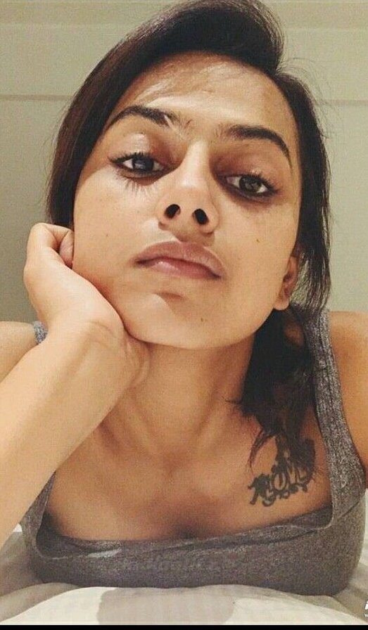 KiaraSissy64's tweet photo. Sissy me &amp; nose fetish BULL
(he VC'ed, wanking his dih)

Bull: dei panni moonji potta, un mooka thooki kaami da baadu
Sissy me: (showing my piggy nose)
Bull: ah panni potta punda, antha panni mookuah vachu en sunni epovum pola monthu paaru da potta
Sissy me: (staring)
Bull: ahh🥴 https://t.co/mqScnhjn55