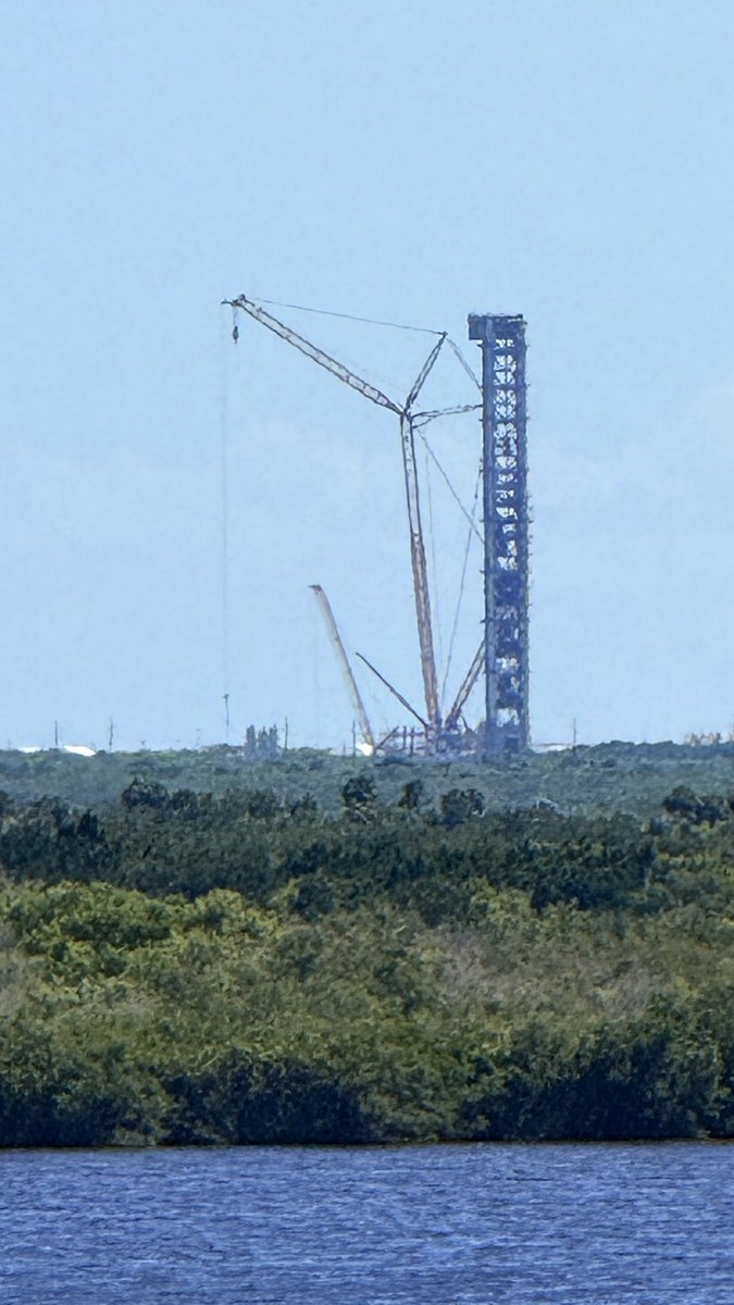 joelS2057's tweet photo. LC-37 is also coming along nicely, seems like they are building the launch mount now. https://t.co/SqZQmtCqiz