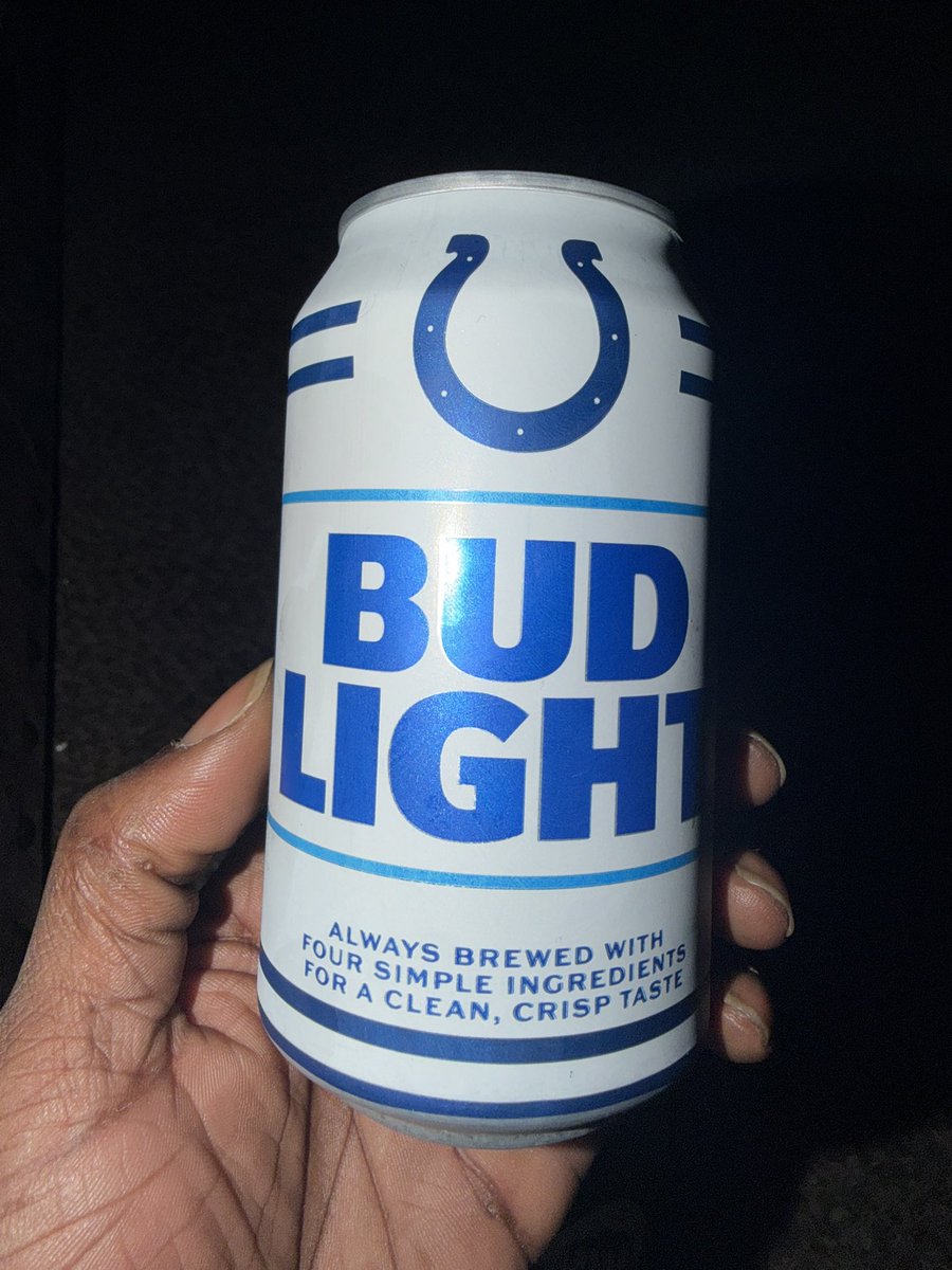 SmlRobbo's tweet photo. #Colts #BudLight #MNF #BearsVsEagles ๐๐๐๐๐ฅ๐ฏ๐ฅ๐ฏ๐ฅ๐ฏ https://t.co/gXkZmHudY2
