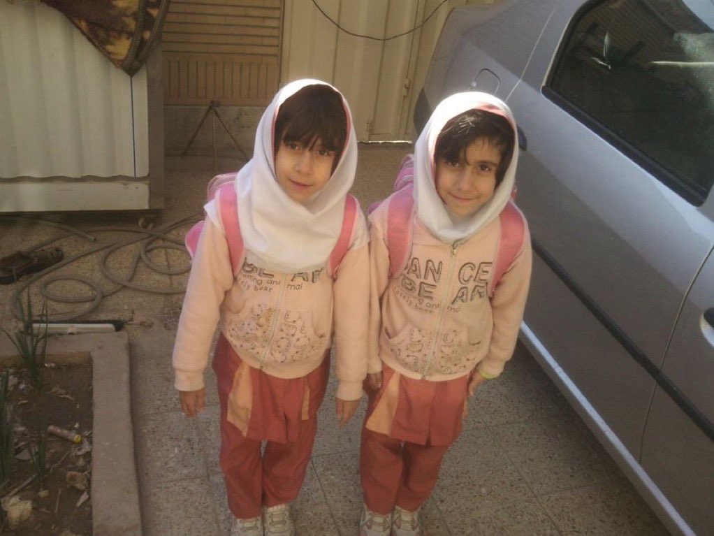adelbalb's tweet photo. «من دخترانم را برای زندگی بزرگ کردم، نه برای اعدام و زندان».
#ترانه_رحیمی 
#رومینا_رحیمی https://t.co/dDAz6xKYxp