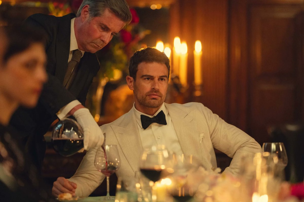 IamDMarge's tweet photo. Nobody In Netflix's The Gentlemen Wears The Watch You'd Buy And That's Deliberate https://t.co/7mpht7Ic5E https://t.co/w9iIeiEoE3