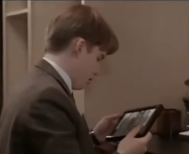 poetsbutdead's tweet photo. thinking about todd looking at his family picture and then shoving it in the drawer of his desk never to be seen again https://t.co/iDR2sPtnQm