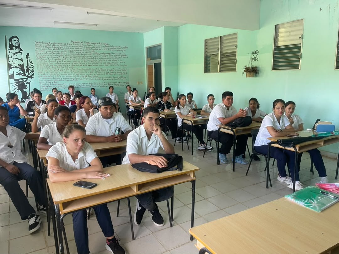 UcmMedicina's tweet photo. Debate a nivel de BG del documento sobre  las transformaciones economicas y sociales. Municipio Mantua 
#UCMPinar https://t.co/2d6xitGFh0