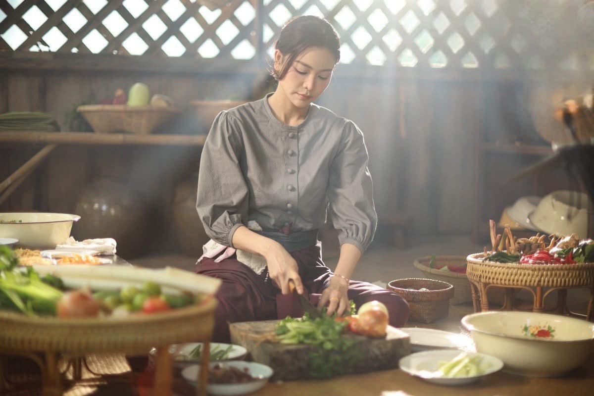 engfadom's tweet photo. วันนี้เชฟนลินจะได้มาทำอาหารให้ชมไหมนะ

TODAY MITK WITH ENGFA 
#คืนนี้รอชมMDRInTheKitchen https://t.co/cBvvOVzj3o