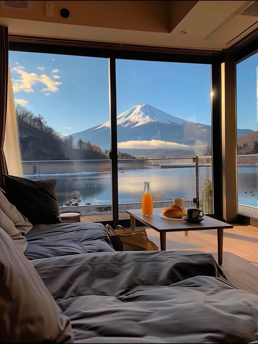 flower6260's tweet photo. Fuji view Japan https://t.co/LZr0L345Jb