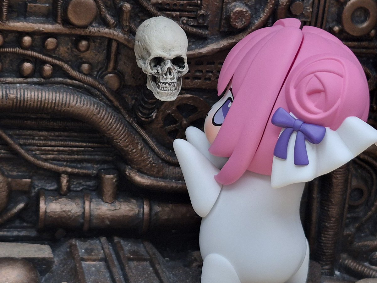 digihacker87's tweet photo. Hell answers to me...for I am DORO!!!
wait what?
#snailshell #toyphotography https://t.co/DrkqJbIpr1