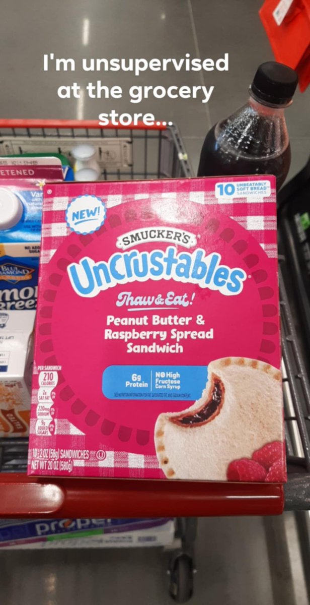 ReverendThorAxe's tweet photo. @otokyo__ I'm in my 40s.
I've spent 4 years of my life between Iraq and Afghanistan.
I bring lunch to work, which includes: applesauce, string cheese, and an Uncrustable. https://t.co/FRI2LyxqXV