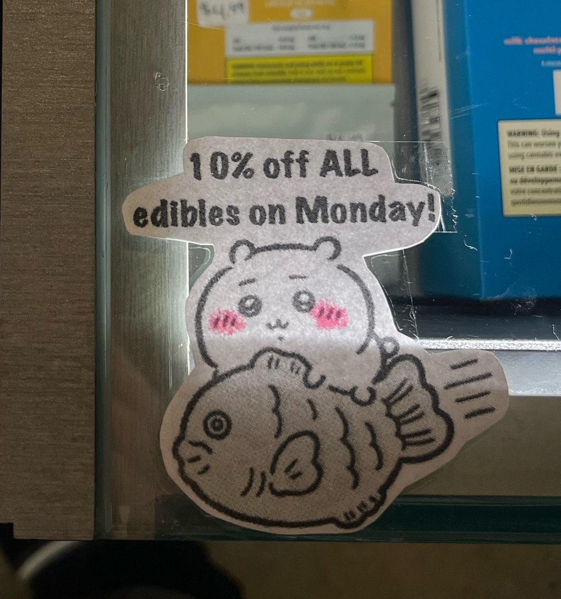 strrwbrriess's tweet photo. this is my dispensary where we sell you weed with chiikawa https://t.co/WndcmuVOcj