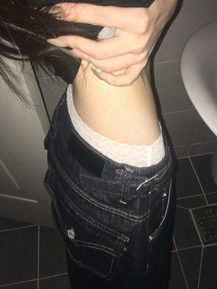 Charlie117814's tweet photo. Pinterest has such good thinspo like omg its so cunty idk https://t.co/4efqX1WmQi