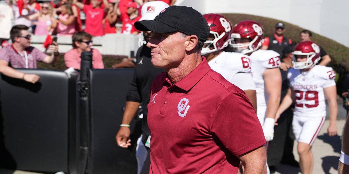SoonersWire's tweet photo. USA TODAY Sports CFB writer says Brent Venables seat 'warming up'
๐ธ Dale Zanine, IMAGN IMAGES via Reuters Connect https://t.co/ztWeHEreN8 https://t.co/gwBndosafN