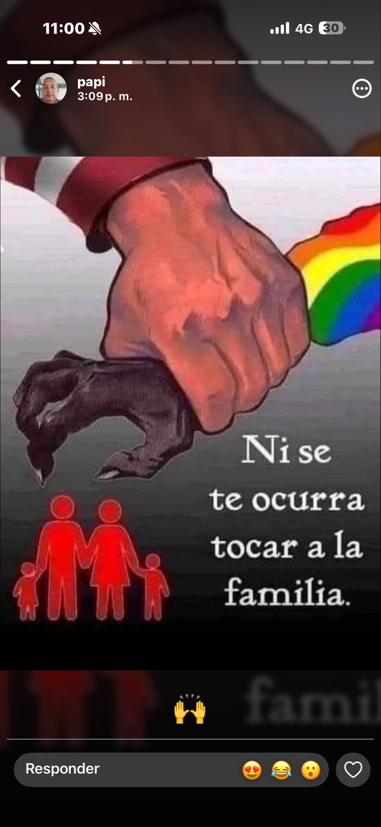 davxxxd99's tweet photo. si supiera que el enemigo está dentro de su familia 😂😂😂😂😂 https://t.co/VqBWSbZgdp