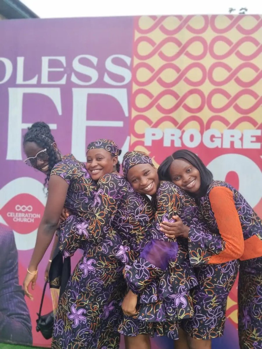 TEmenyi24957's tweet photo. Chemistry department FYB thanksgiving service 
I totally forgot to post this 
What's FYB thanksgiving without the friends Uni gave me? 
It was our second Sunday as graduates 🤗🤗 so we needed to go thank God for seeing us through Uni cos it's been God 
#gratitude #classof2026 https://t.co/3IGzR9fFE3